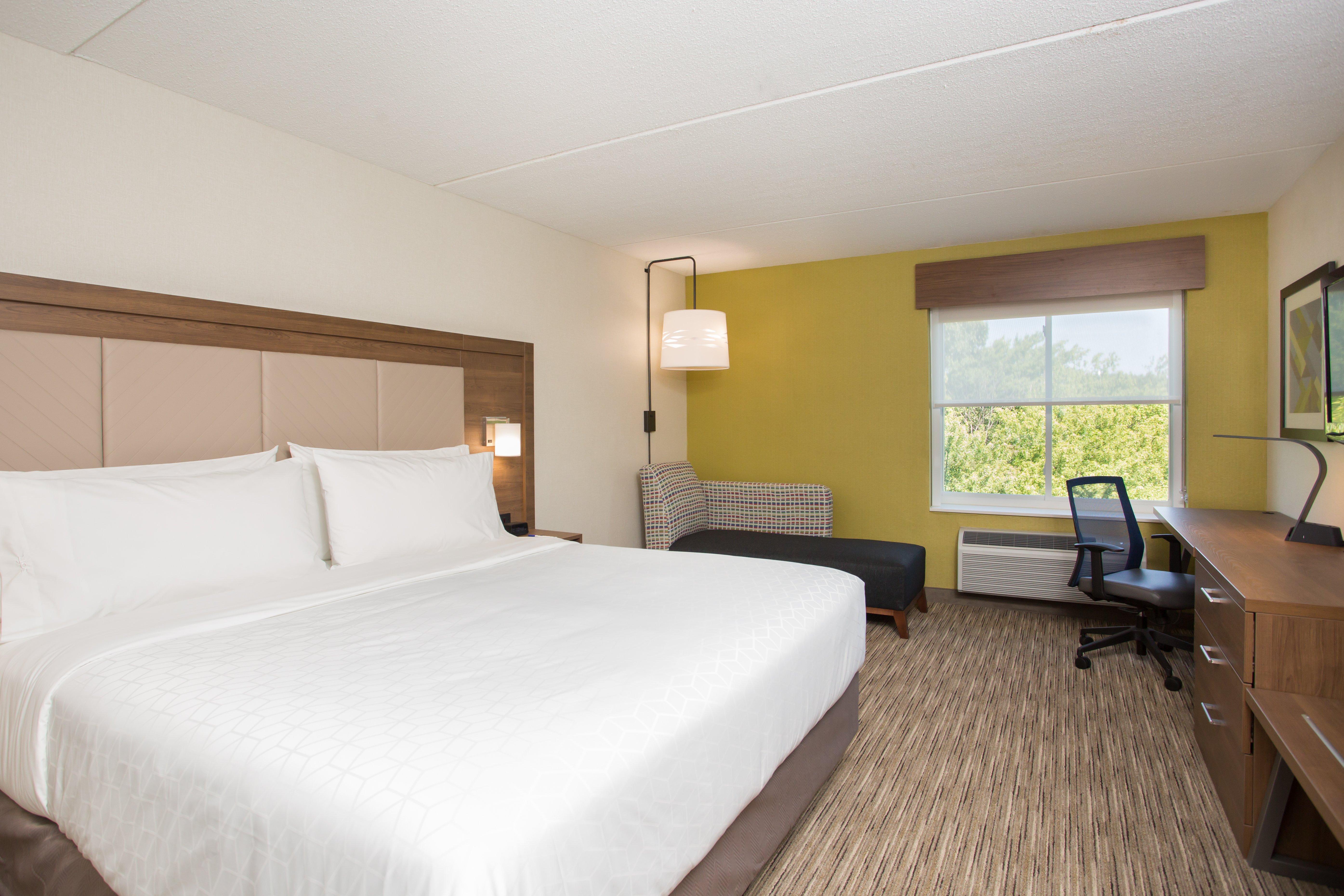Holiday Inn Express Chelmsford By Ihg Buitenkant foto