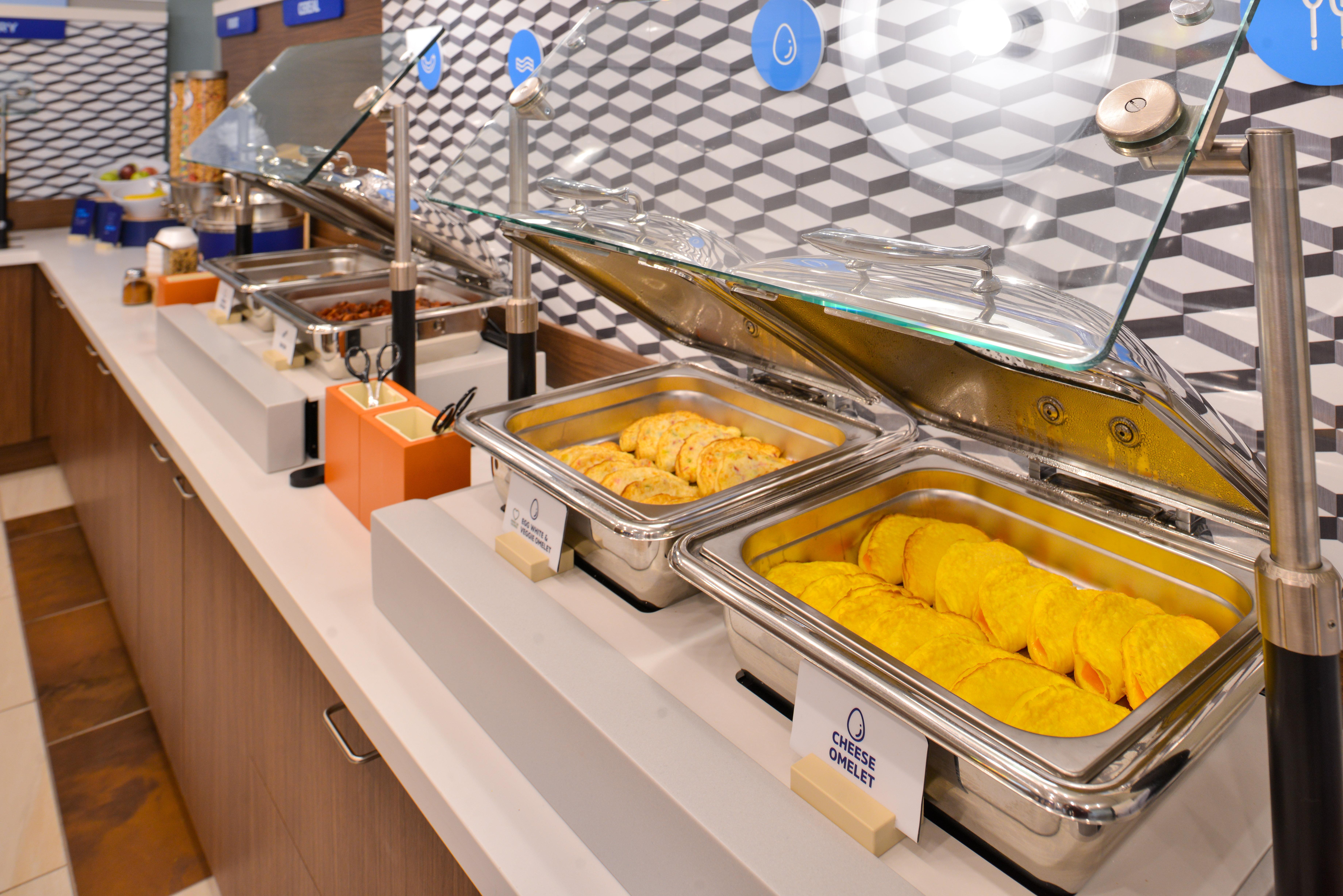 Holiday Inn Express Chelmsford By Ihg Buitenkant foto