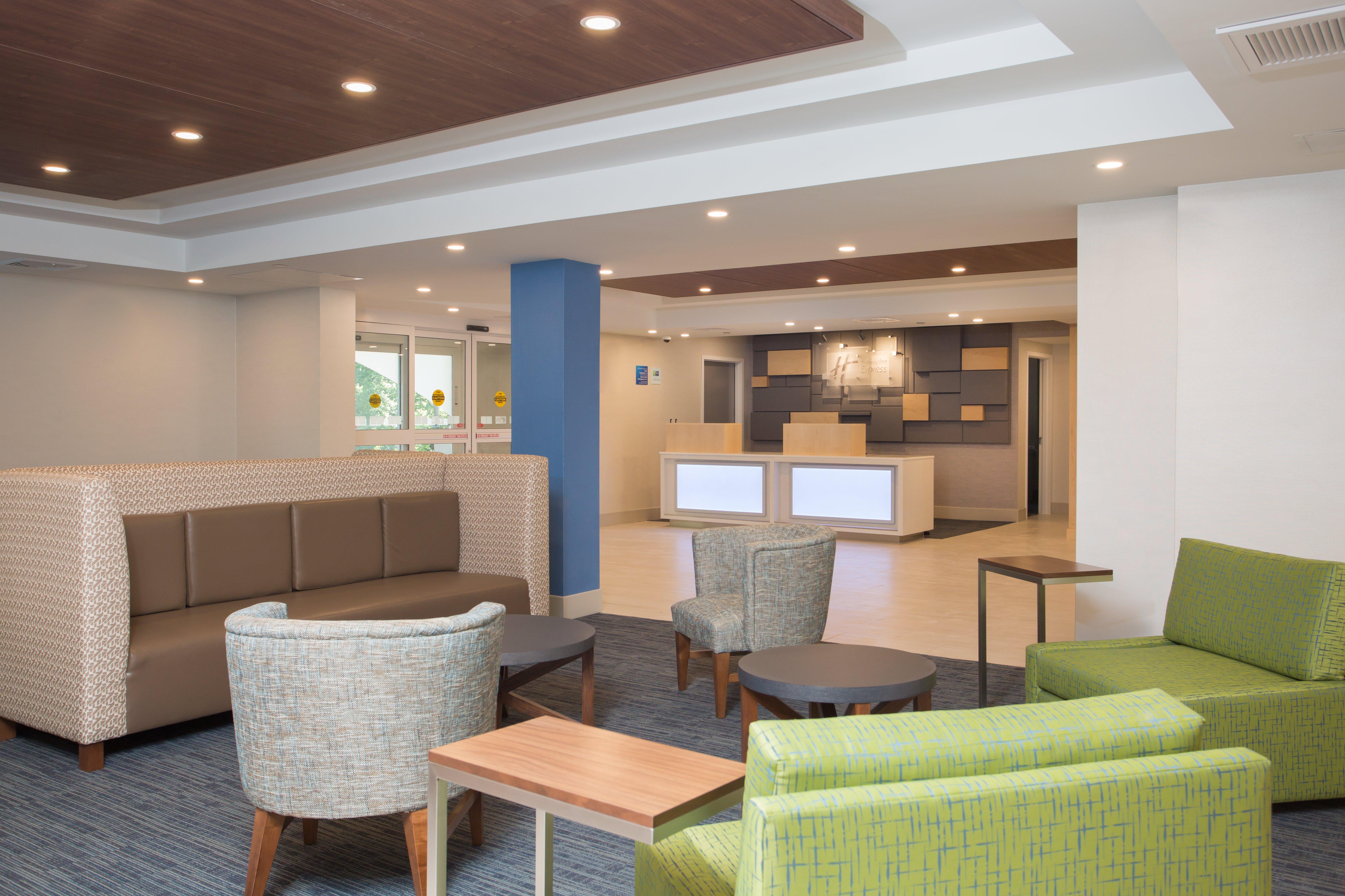 Holiday Inn Express Chelmsford By Ihg Buitenkant foto